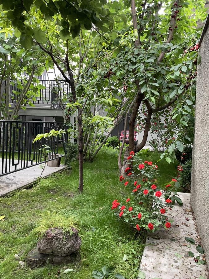 Sm Apartment 1 耶烈万 外观 照片